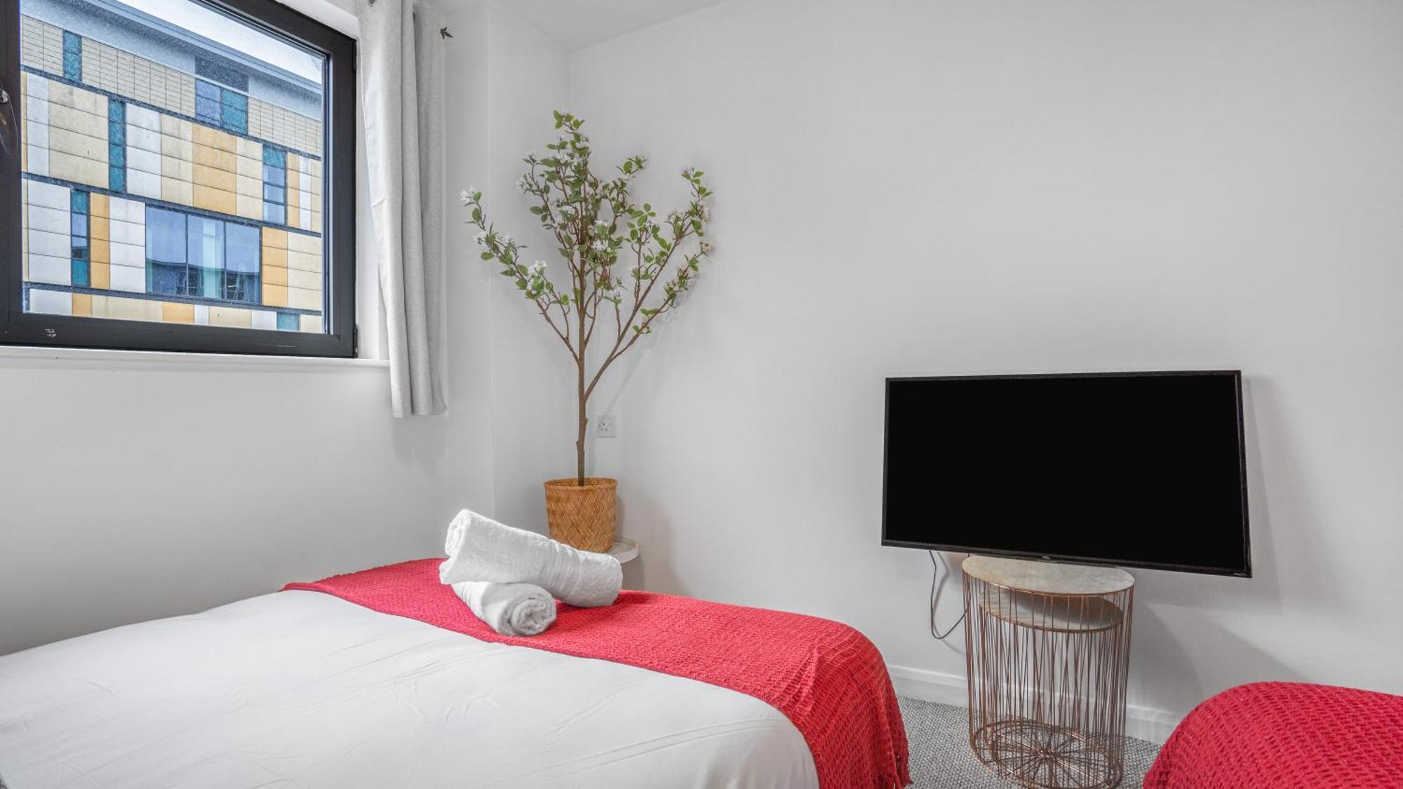 Japanese Suite 2Bed 2Bath, Free Park, Netfix, 75 Inch Tv, Games - City Centre- Maihom Birmingham Luaran gambar