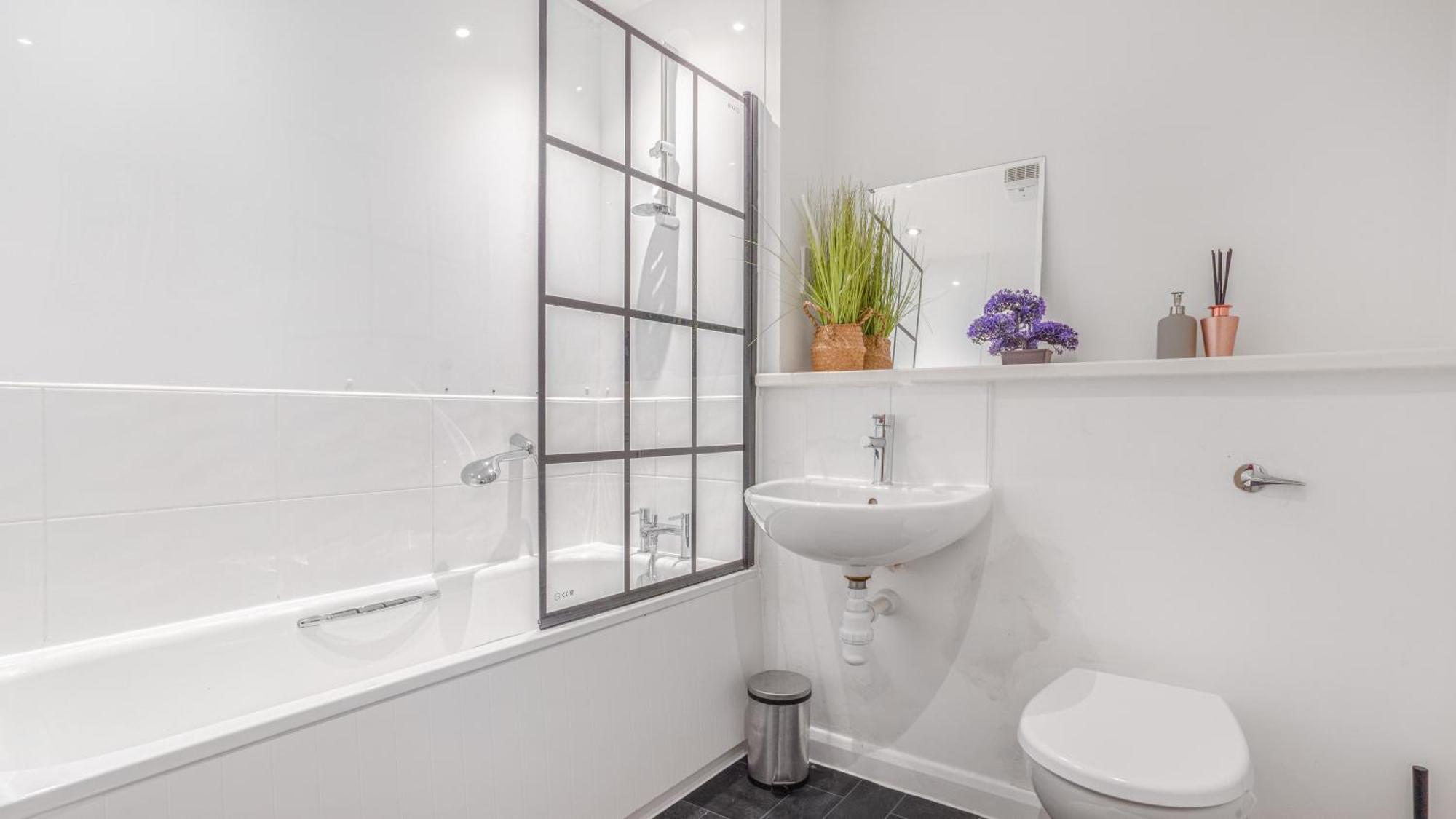 Japanese Suite 2Bed 2Bath, Free Park, Netfix, 75 Inch Tv, Games - City Centre- Maihom Birmingham Luaran gambar