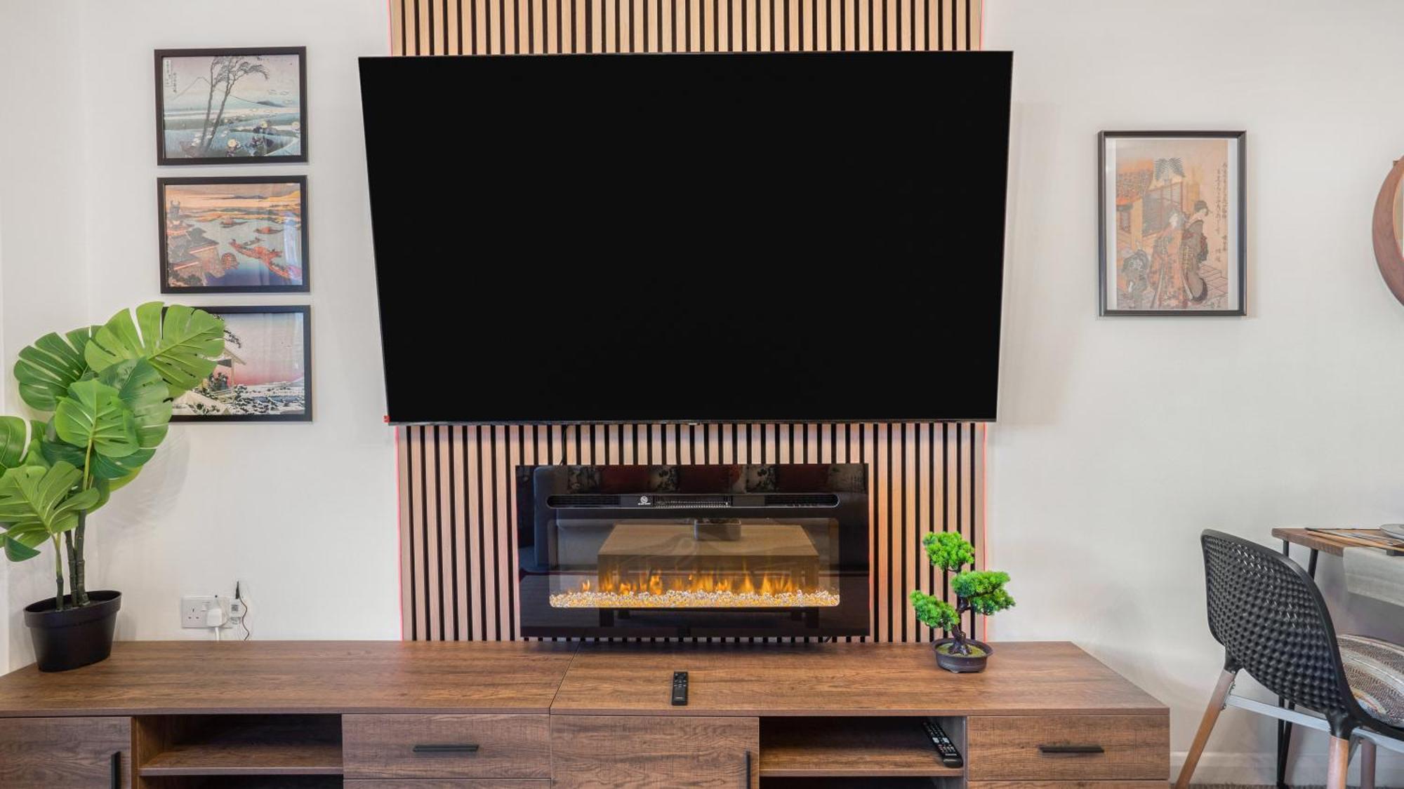 Japanese Lantern With Free Park, Netfix, 75 Inch Tv, Games - City Centre Birmingham Luaran gambar