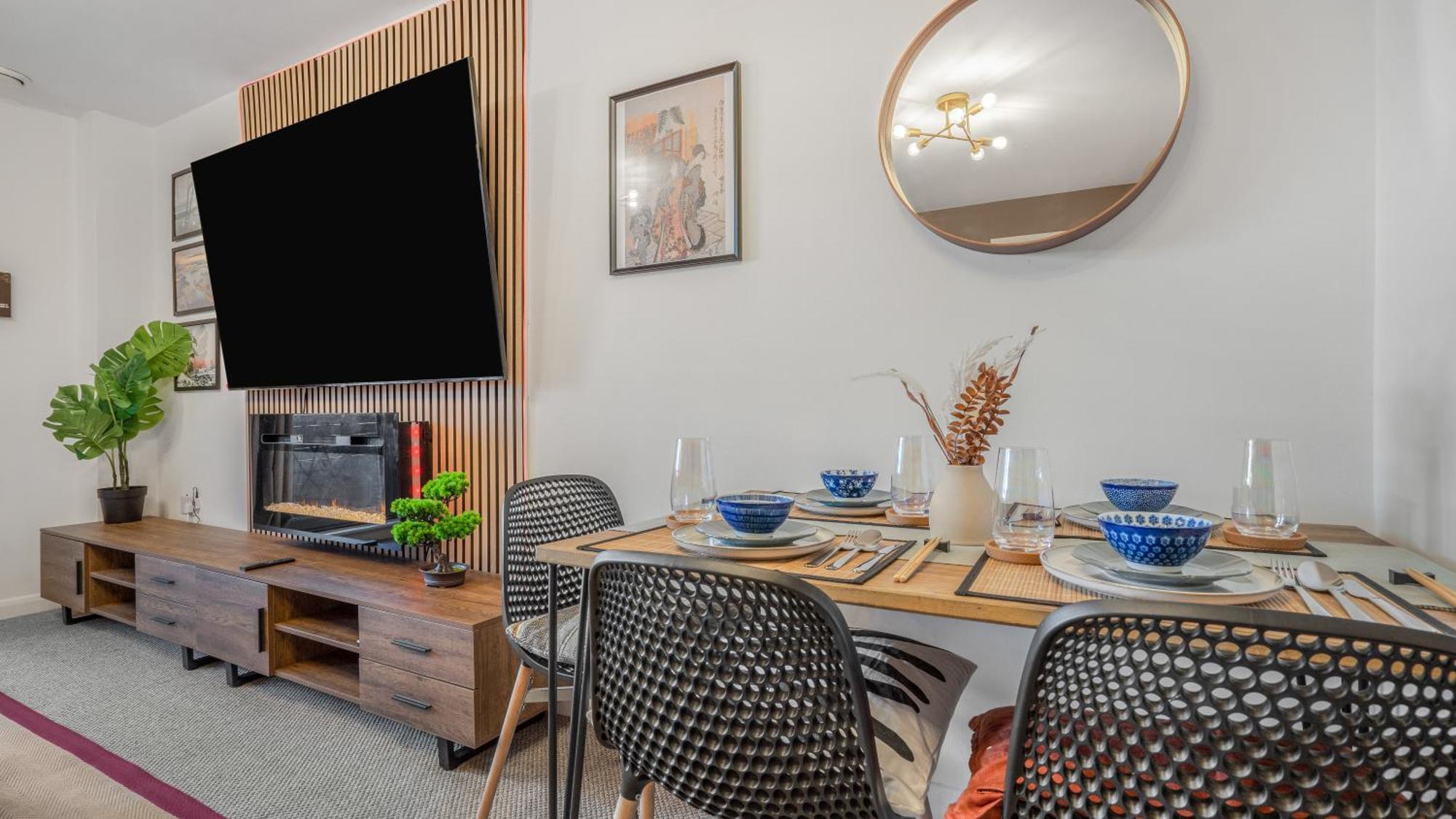 Japanese Suite 2Bed 2Bath, Free Park, Netfix, 75 Inch Tv, Games - City Centre- Maihom Birmingham Luaran gambar
